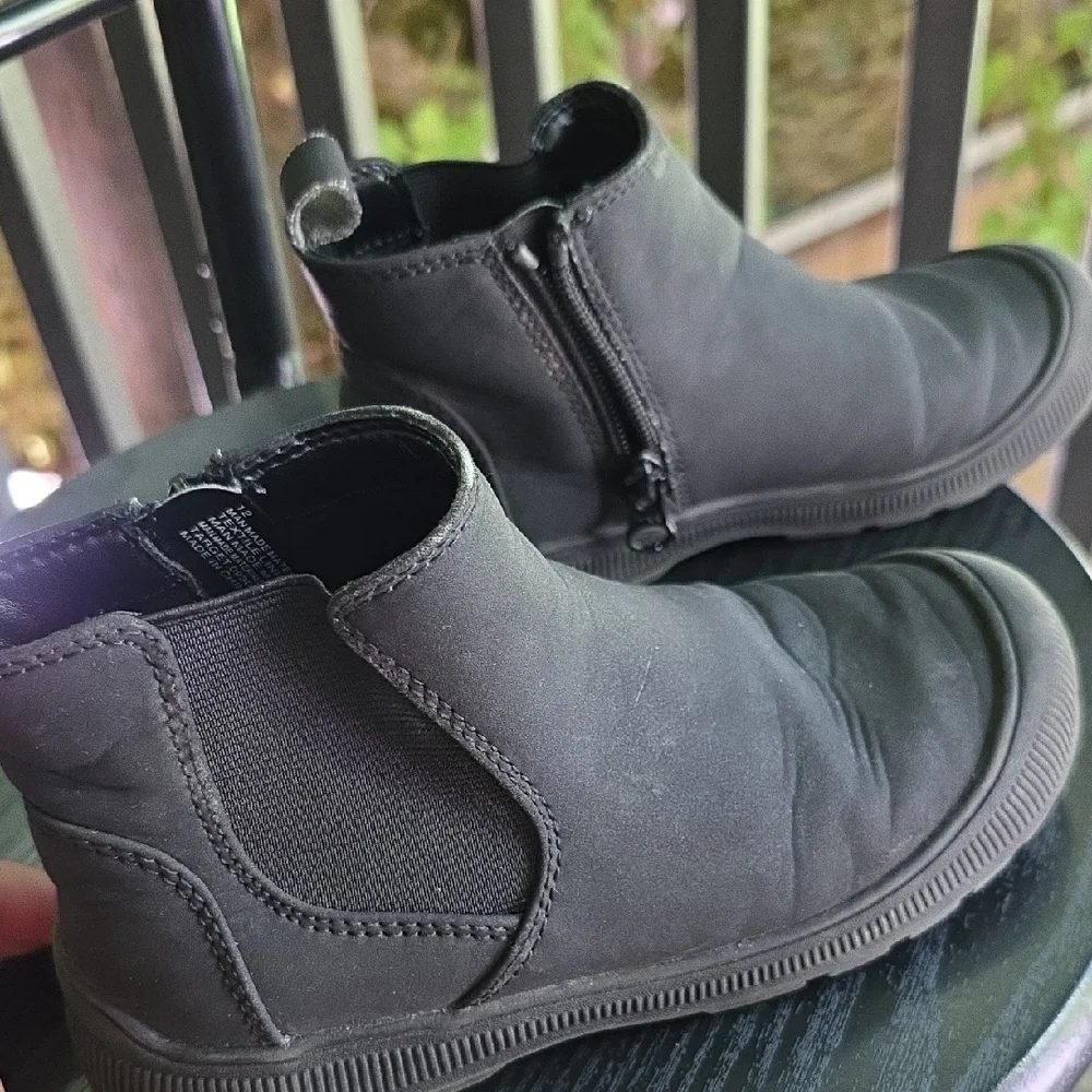 Cat & Jack Black Kids Boots